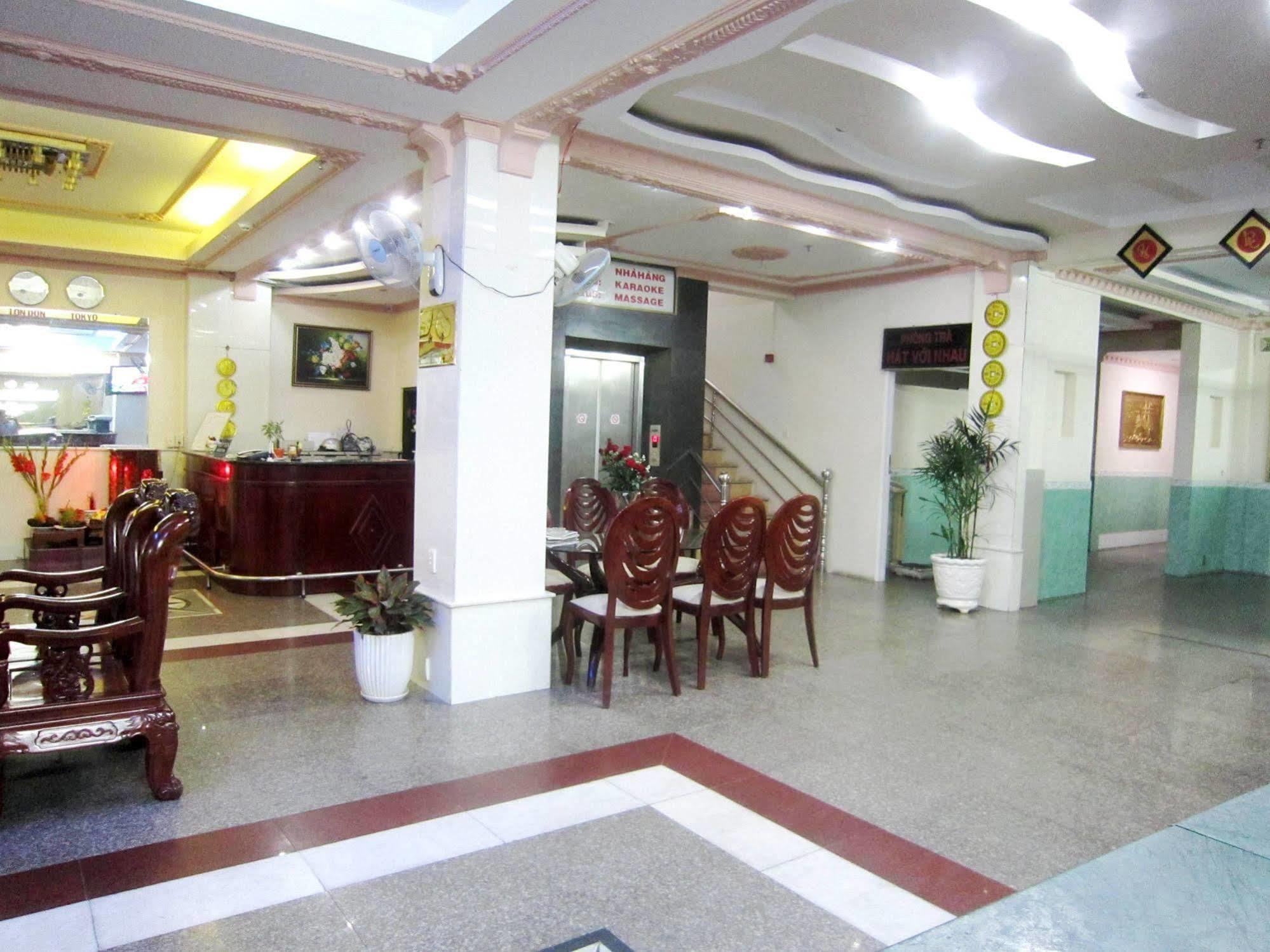 Thanh Hong Hotel Thành Pho Ho Chí Minh Esterno foto