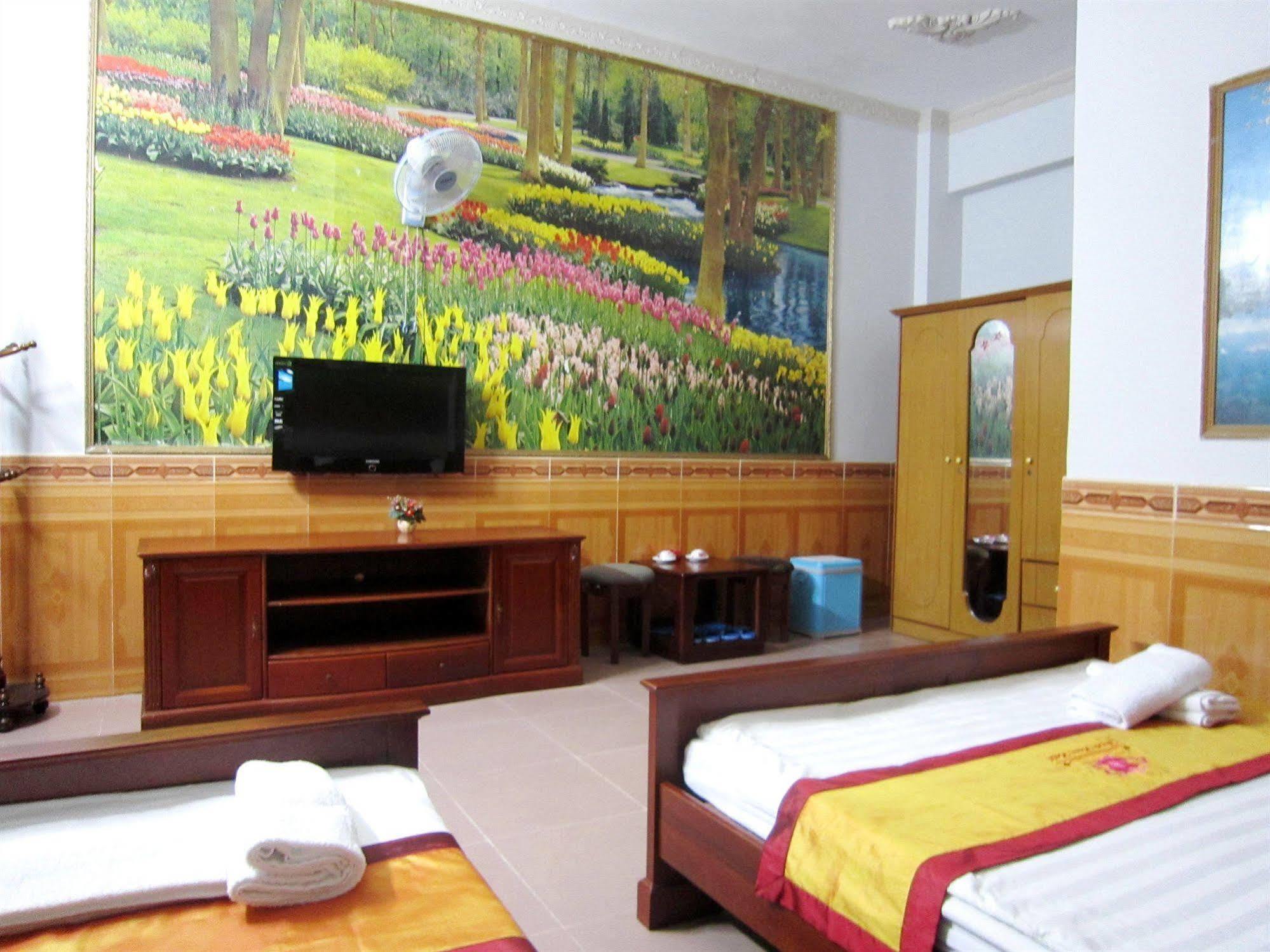Thanh Hong Hotel Thành Pho Ho Chí Minh Esterno foto