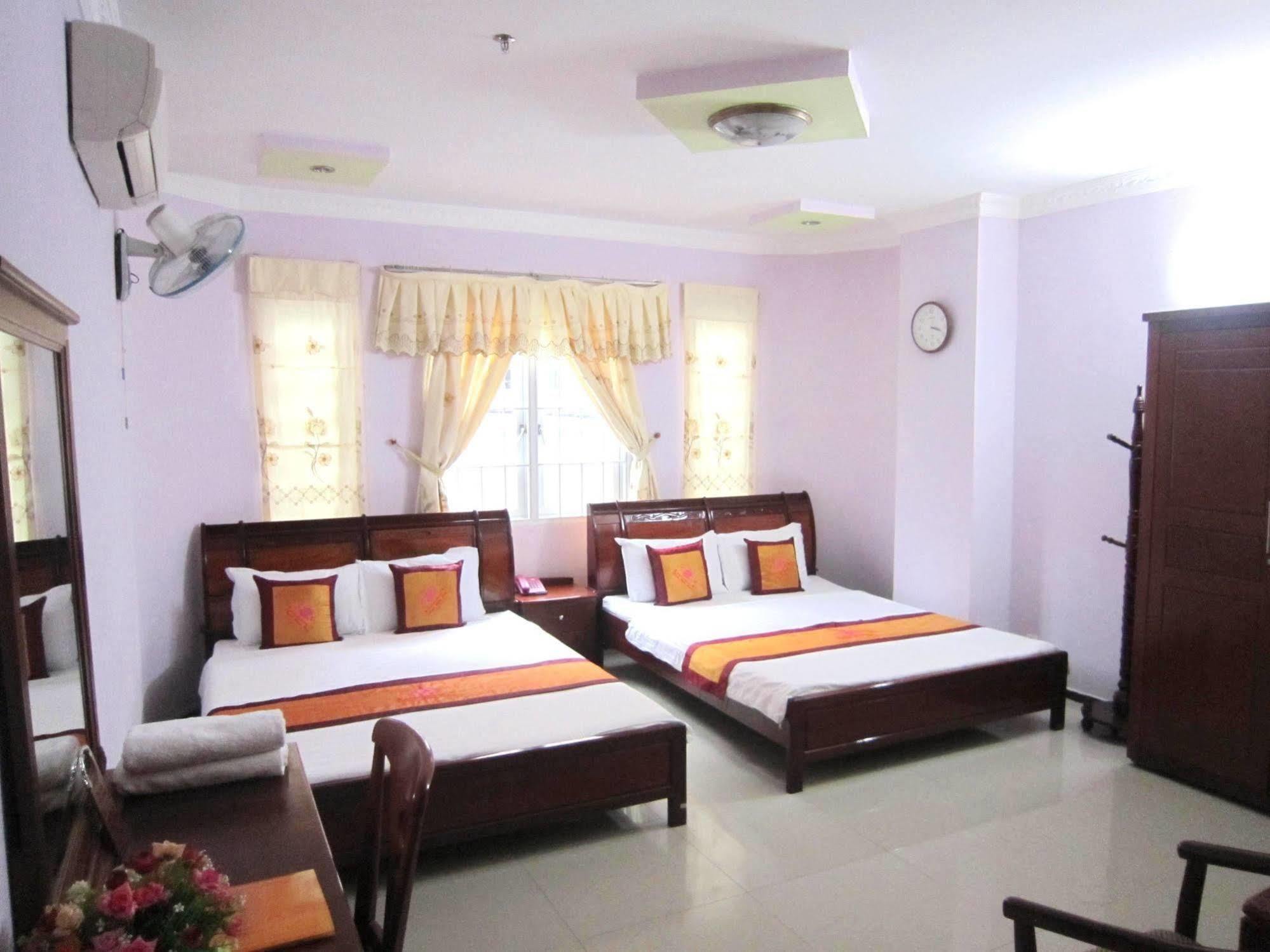 Thanh Hong Hotel Thành Pho Ho Chí Minh Esterno foto