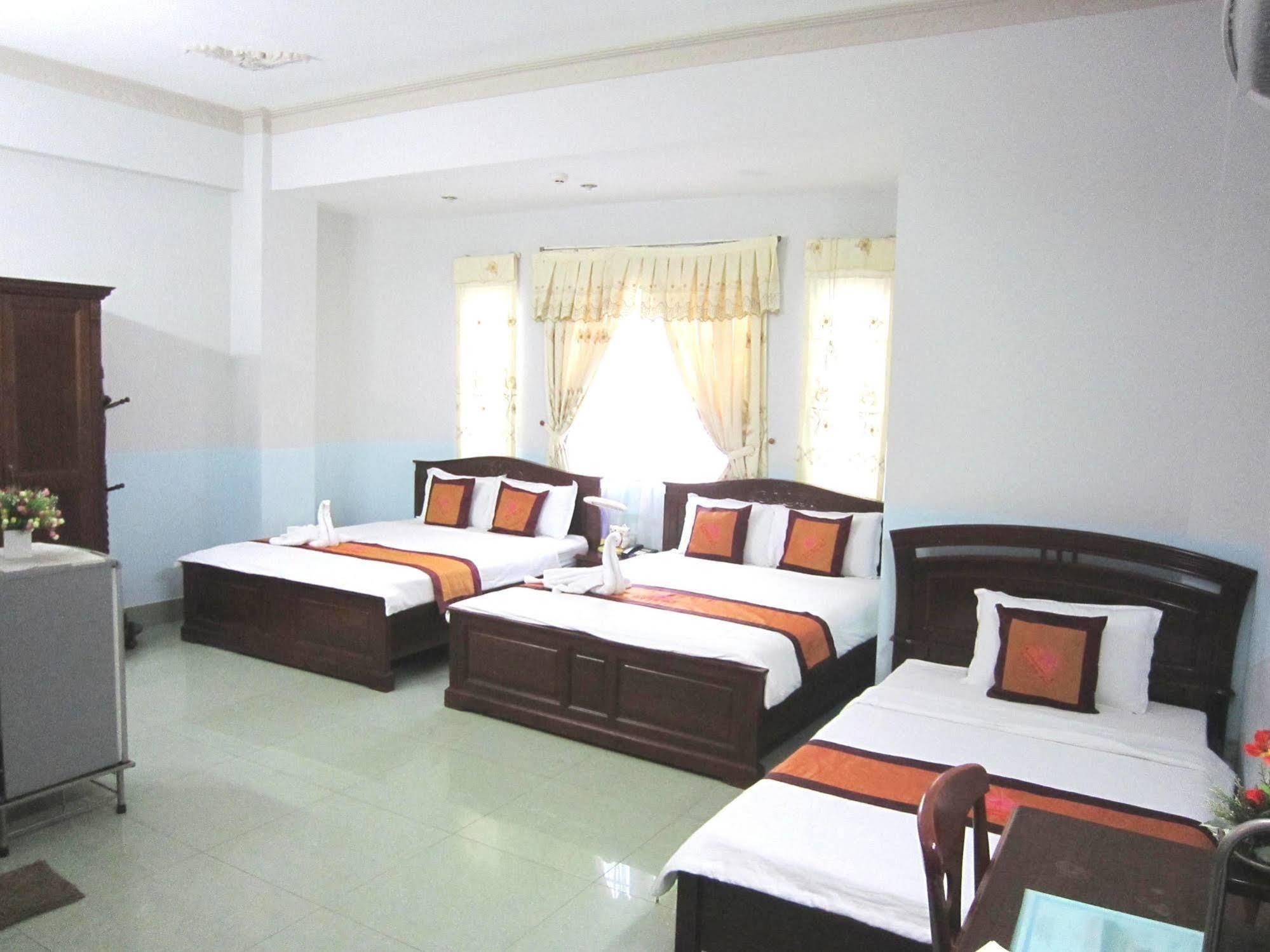 Thanh Hong Hotel Thành Pho Ho Chí Minh Esterno foto