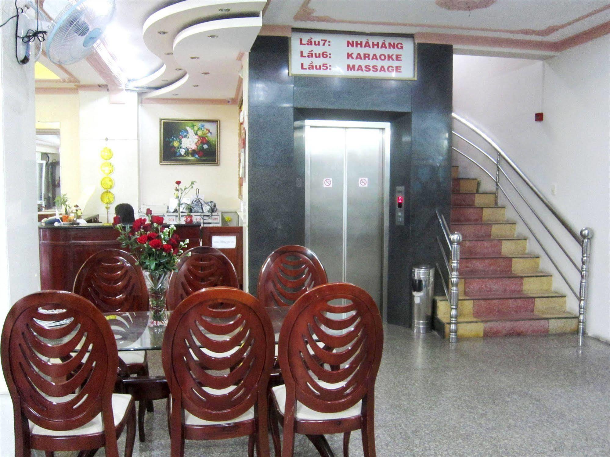 Thanh Hong Hotel Thành Pho Ho Chí Minh Esterno foto